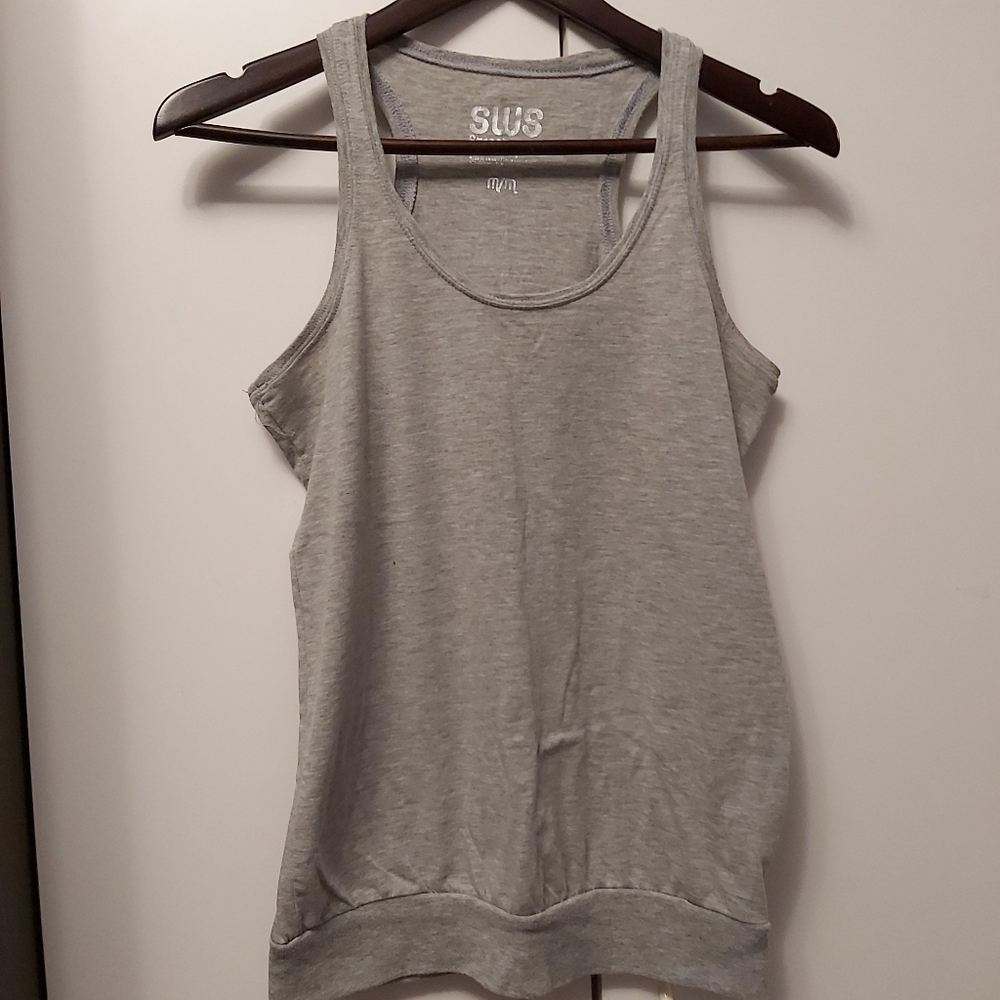 3 for 20$: Ladies Top and Skirt: Medium